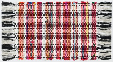 Orijinal El, yüksek çözünürlüklü örgü ve baskılı halı, kilim ve banyo minderi.