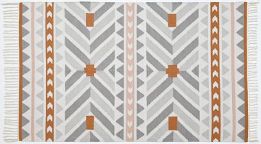 Orijinal El, yüksek çözünürlüklü örgü ve baskılı halı, kilim ve banyo minderi.