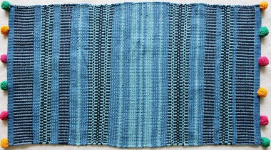 Orijinal El, yüksek çözünürlüklü örgü ve baskılı halı, kilim ve banyo minderi.