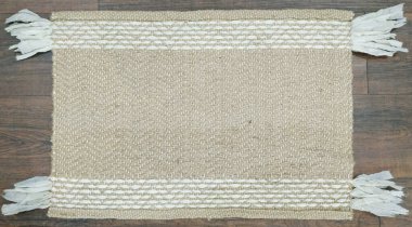 Orijinal El, yüksek çözünürlüklü örgü ve baskılı halı, kilim ve banyo minderi.