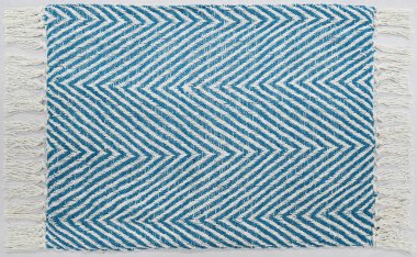 Yüksek çözünürlüklü Tablo Üst Yerleşimi ve ÇalıştırıcıComment