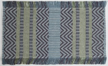 Yüksek çözünürlüklü Tablo Üst Yerleşimi ve ÇalıştırıcıComment