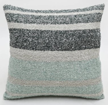 Mohair Hand yüksek çözünürlüklü dokuma yastıklar ve yastık kılıfları yaptı.