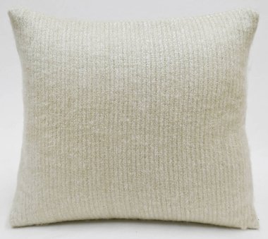 Mohair Hand yüksek çözünürlüklü dokuma yastıklar ve yastık kılıfları yaptı.