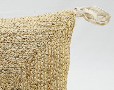 Yüksek çözünürlüklü sepetlerle örülmüş, el örülmüş ve örülmüş.