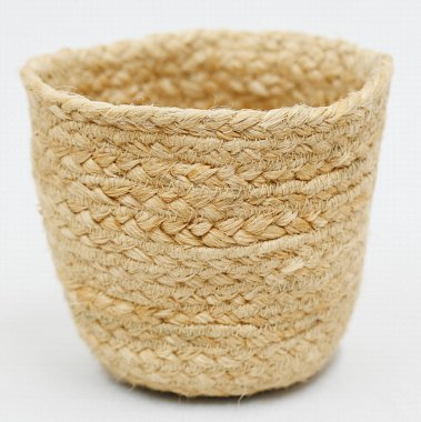 Yüksek çözünürlüklü sepetlerle örülmüş, el örülmüş ve örülmüş.