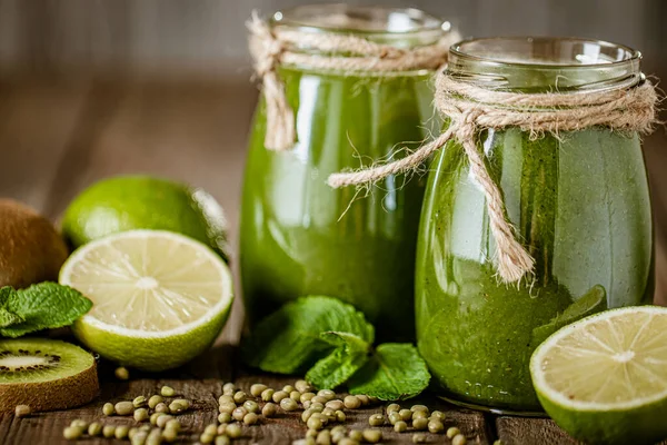 Closeup Fresh Green Smoothie Glass Jars Lime Detox Concept Healthy — Stock Photo, Image