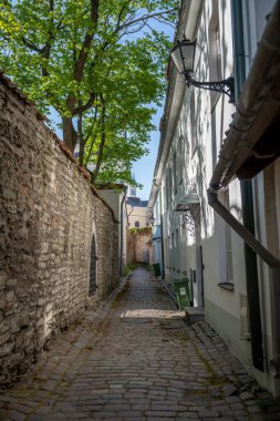 Tallinn 'de dar bir cadde