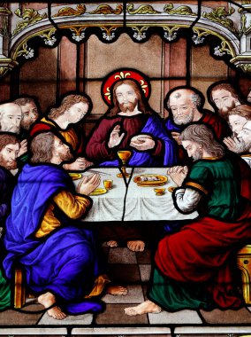 Aziz Peter Kilisesi. İsa 'nın Tutkusu. Son akşam yemeği. İsa ve havarileri. Ekmek Kurumu 'ndan. Lekeli cam pencere. Dreux. Fransa. 