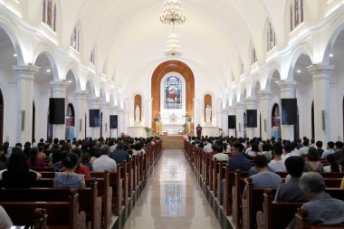 Catholic mass.  Thi Nghe Church.  Ho Chi Minh City. Vietnam. 