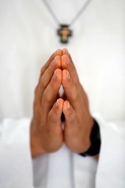 Abadia Cister Nossa Senhora Meu Monge Rezando Igreja Fechar Mãos — Fotografia de Stock