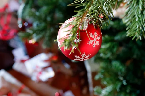 Vánoční Stromeček Zdobené Vánoční Dárky Francie — Stock fotografie