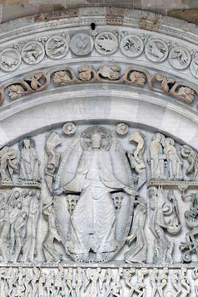 Собор Святого Лазаря Святого Лазаря Страшный Суд Гизлеберта Autun Франция — стоковое фото