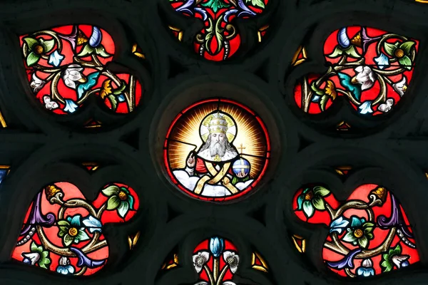 Iglesia Saint Germain Vidriera Dios Padre Fere Loupiere Francia —  Fotos de Stock