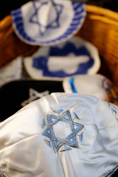 Traditionella Judiska Huvudbonader Kippah Med Davids Stjärna Frankrike — Stockfoto