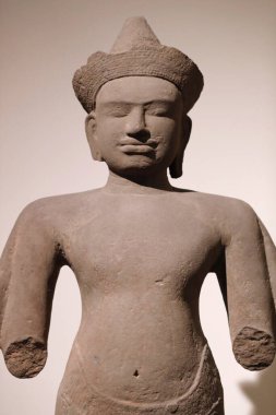 Guimet Ulusal Asya Sanatları Müzesi. Vishnu, kumtaşı. 11. yüzyıl. Angkor fıçısı. Paris mi? Fransa. 