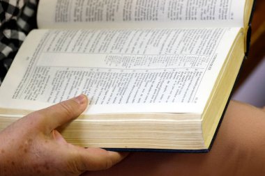 Protestan Protestan Evanjelik Kilisesi. Pazar ayini. İpuçları. Fransa. 