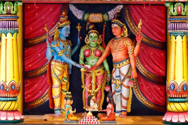 Hindutempel Und Schrein Der Batu Höhlen Vishnu Und Lakshmi Hochzeit — Stockfoto