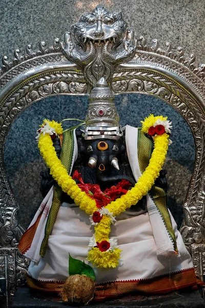 Templo Hindu Sri Mahamariamman Ganesh Ganapati Deus Hindu Boa Sorte — Fotografia de Stock