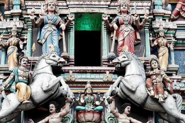 Templo Hindú Sri Mahamariamman Los Dioses Hindúes Adornan Raja Gopuram —  Fotos de Stock