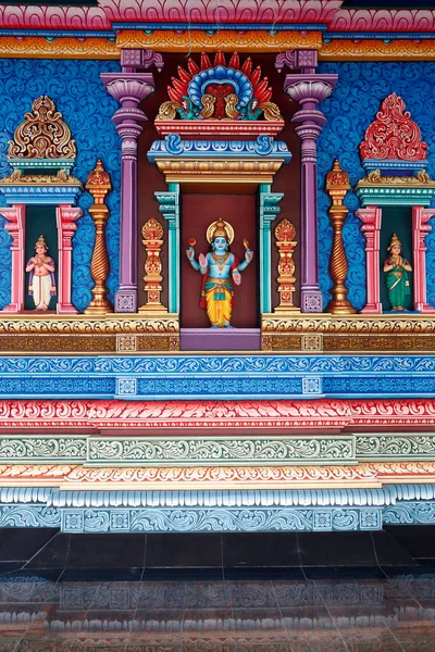 Tempio Indù Santuario Delle Grotte Batu Maha Vishnu Divinità Indù — Foto Stock