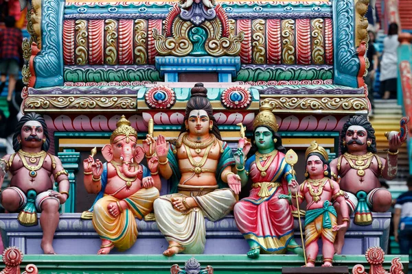 Temple Hindou Sanctuaire Des Grottes Batu Statues Colorées Divers Dieux — Photo
