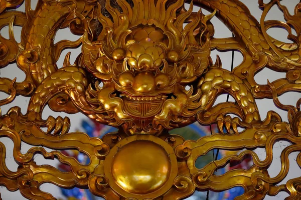 Huynh Dao Templo Budista Dragão Dourado Chau Doc Vietname — Fotografia de Stock