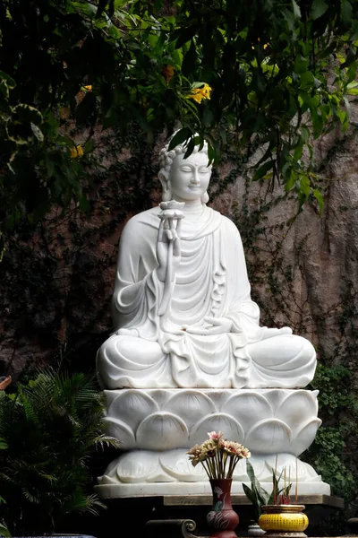 Phat Quang Budist Tapınağı Bodhisattva Avalokitehvara Guan Yin Heykeli Merhamet — Stok fotoğraf