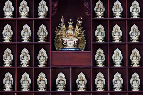 Templo Budista Phat Quang Bodhisattva Avalokitehvara Chau Doc Vietnam — Foto de Stock