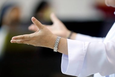 Dominik halkı. Şarkıcıların olduğu koro. Bien Hoa. Vietnam. 