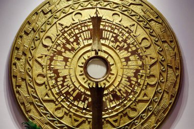  Monstrance. Kutsanmış Ayine Tapma. 