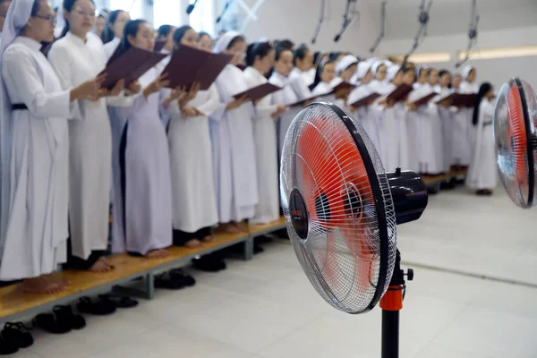 Dominikai Közösség Kórus Énekesekkel Bien Hoa Vagyok Vietnam — Stock Fotó