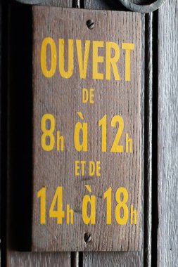 Basilique de la Ziyaret. Kilise açık. Annecy. Fransa. 