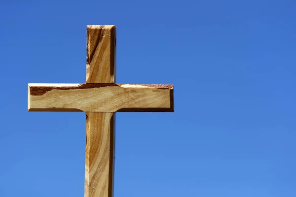 Croce Cristiana Contro Cielo Blu Simbolo Religioso — Foto Stock