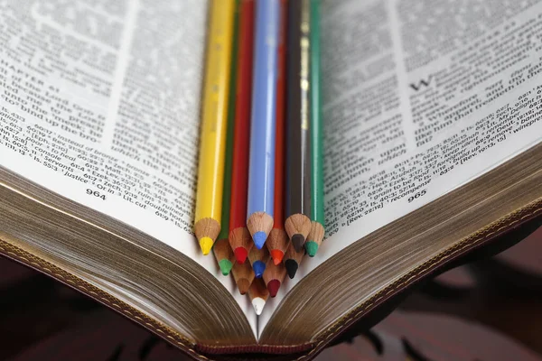Colored Pencils Bible Catechism Church Symbol — Stock Photo, Image