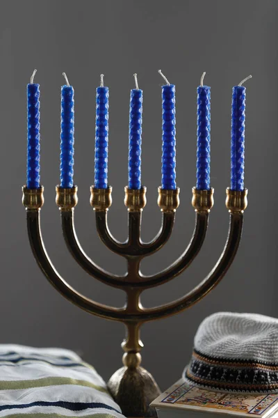 Menorah Tallit Kippah Och Torah Judiska Symboler Religiös Symbol — Stockfoto