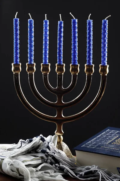 Menorah Tallit Och Torah Judiska Symboler Religiös Symbol — Stockfoto