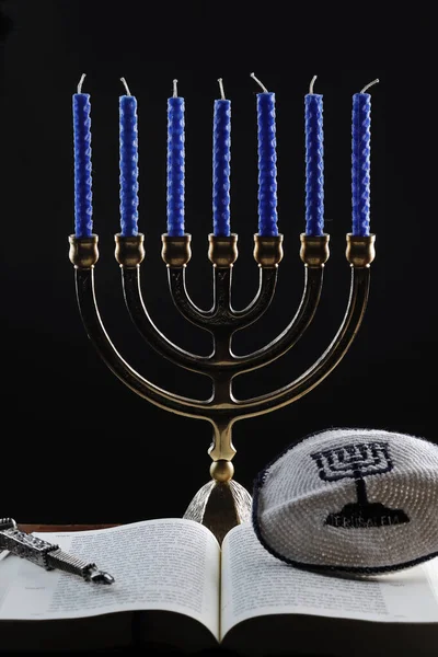 Torá Aberto Kippah Yad Menorah Sete Lâmpada Candeeiro Hebraico Símbolo — Fotografia de Stock