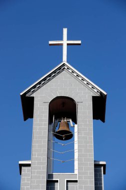  Buon Ma Thuot Katedrali. Saat kulesi. Ama ben Thuot 'um. 