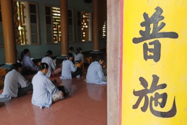 Uzun Hanh Budist Pagoda. Budist töreni. Quy Nhon. Vietnam. 