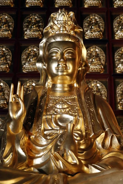 Khai Doan King Ehrte Pagode Quan Guan Yin Die Bodhisattva — Stockfoto