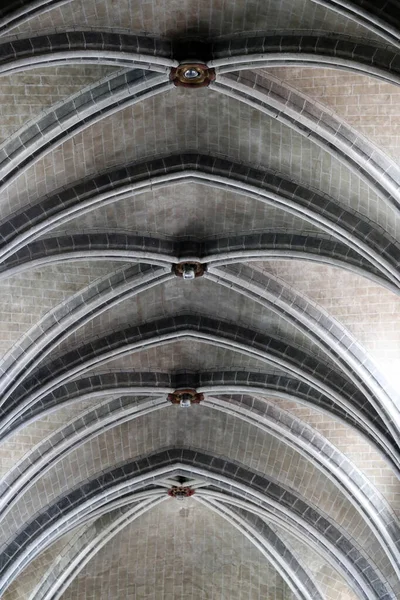 Katedra Notre Dame Lozannie Nawa Gotyckie Sklepienie Żeber Szwajcaria — Zdjęcie stockowe