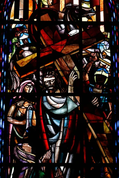 ローザンヌのノートルダム大聖堂 ステンドグラスの窓 キリストへの情熱 イエスはエルサレムの女と出会う スイス — ストック写真