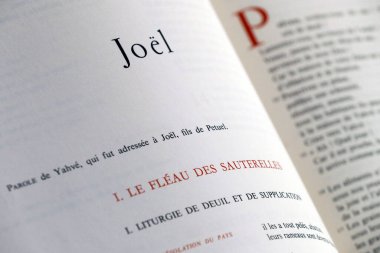 Fransızcada kutsal İncil. Eski ahit. Kehanet kitabı. - Joel. Fransa. 