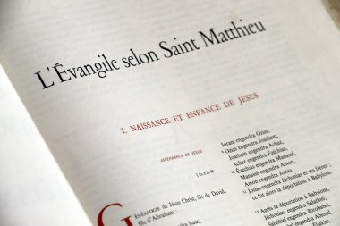 Fransızcada kutsal İncil. Yeni Ahit. İncil. Matthew mu? Fransa. 