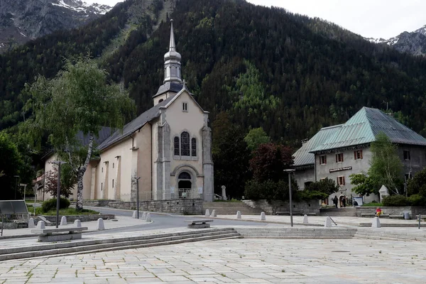 Coronavirüs salgını (covid-19). Kilitlenme. Boş sokak. Chamonix. Fransa. 