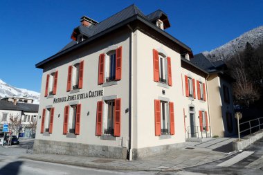 Maison des jeunes de la culture. Saint-Gervais. Fransa. 