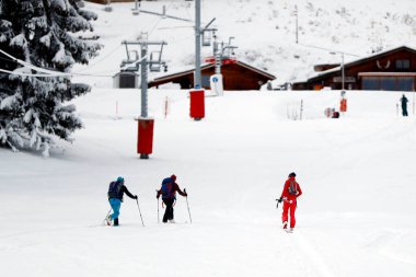 Kışın Fransız Alpleri. Saint Gervais Mont-Blanc köyü. Meşhur kayak istasyonu. Covid-19 salgını. Saint-Gervais. Fransa. 