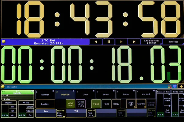 数字音频混音器的特写 数字时钟定时器 — 图库照片
