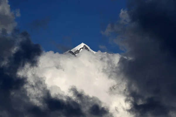 Nubes Sobre Macizo Del Mont Blanc Montaña Más Alta Europa —  Fotos de Stock